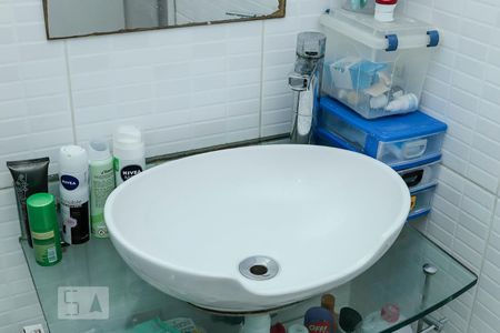 Apartamento à venda com 75m², 2 quartos e sem vaga Apartamento à venda com 75m², 2 quartos e sem vagaBanheiro