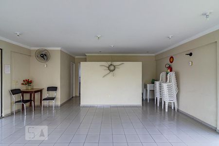 Apartamento à venda com 44m², 2 quartos e 1 vagaSalão de Festas 2