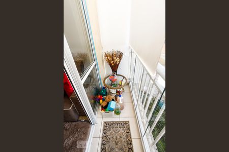 Sacada de apartamento à venda com 2 quartos, 57m² em Jardim Santa Francisca, Guarulhos