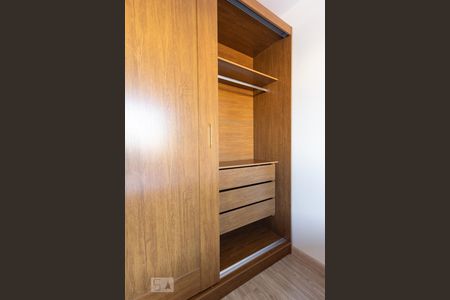 Quarto de kitnet/studio para alugar com 1 quarto, 32m² em Jardim das Acácias, São Paulo