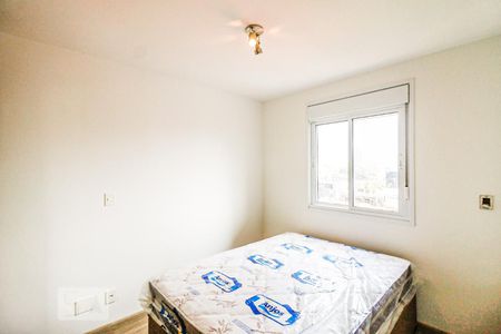 Quarto de kitnet/studio para alugar com 1 quarto, 32m² em Jardim das Acácias, São Paulo