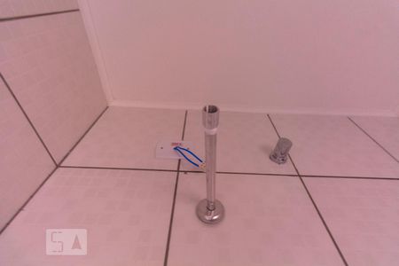 Banheiro Social de casa de condomínio para alugar com 1 quarto, 35m² em Vila Campestre, São Paulo