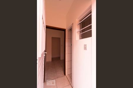 Entrada de casa de condomínio para alugar com 1 quarto, 35m² em Vila Campestre, São Paulo