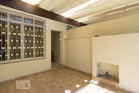 Casa à venda com 300m², 4 quartos e 1 vagaGaragem