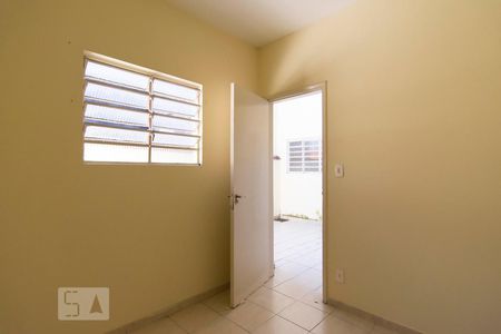 Casa à venda com 300m², 4 quartos e 1 vagaQuarto de Serviço