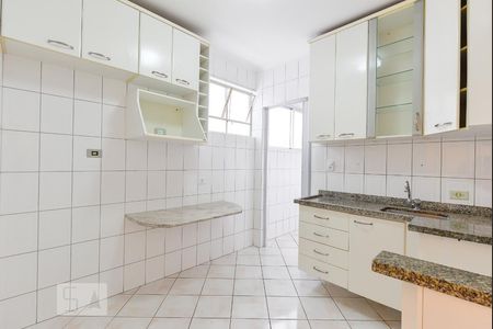 Cozinha de apartamento para alugar com 2 quartos, 78m² em Sumaré, São Paulo