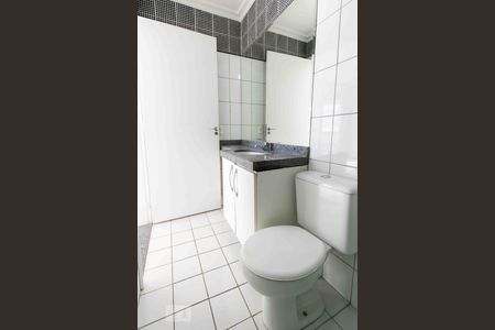 Apartamento para alugar com 134m², 3 quartos e 2 vagas Apartamento para alugar com 134m², 3 quartos e 2 vagasBanheiro 03