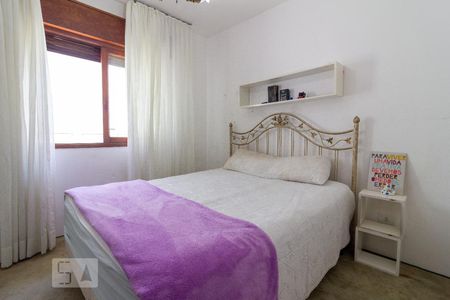 Casa à venda com 140m², 3 quartos e 2 vagasDormitório 2
