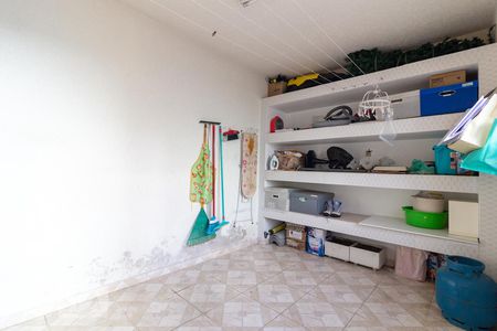 Casa à venda com 140m², 3 quartos e 2 vagasEdícula - Quarto