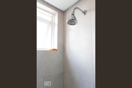 Banheiro de apartamento para alugar com 2 quartos, 82m² em São João, Porto Alegre