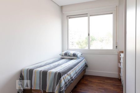 Quarto 1 de apartamento para alugar com 2 quartos, 82m² em São João, Porto Alegre