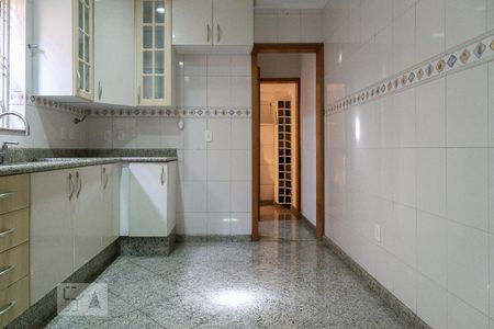 Casa à venda com 150m², 4 quartos e 1 vaga Casa à venda com 150m², 4 quartos e 1 vagaCozinha