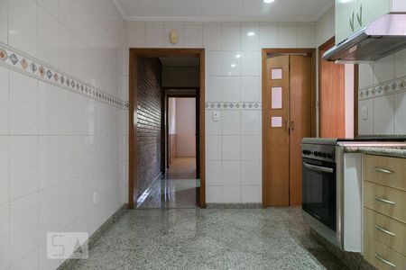 Casa à venda com 150m², 4 quartos e 1 vaga Casa à venda com 150m², 4 quartos e 1 vagaCozinha