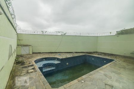 Casa à venda com 400m², 4 quartos e 5 vagasPiscina'