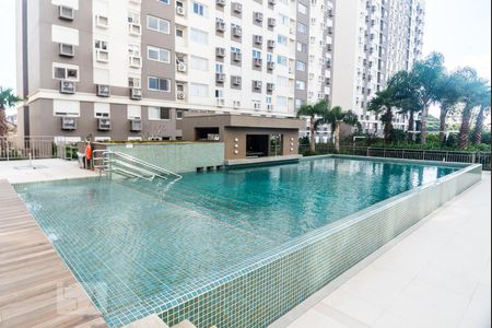 Apartamento à venda com 87m², 3 quartos e 2 vagas Apartamento à venda com 87m², 3 quartos e 2 vagasÁrea comum - Piscina