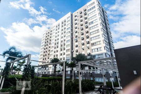 Apartamento à venda com 87m², 3 quartos e 2 vagas Apartamento à venda com 87m², 3 quartos e 2 vagasFachada