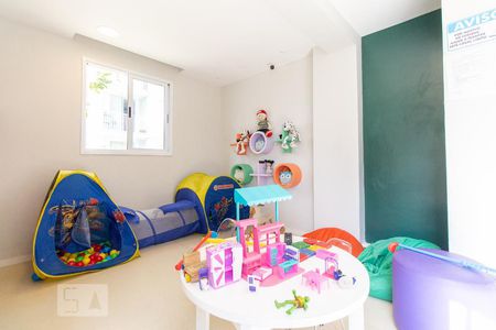 Apartamento à venda com 46m², 2 quartos e 1 vaga Apartamento à venda com 46m², 2 quartos e 1 vagaBrinquedoteca