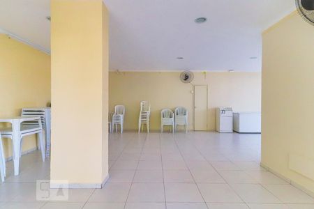 Apartamento à venda com 100m², 3 quartos e 1 vaga Apartamento à venda com 100m², 3 quartos e 1 vagaSalão de Festas