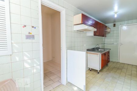 Apartamento à venda com 100m², 3 quartos e 1 vaga Apartamento à venda com 100m², 3 quartos e 1 vagaCozinha e Área de Serviço