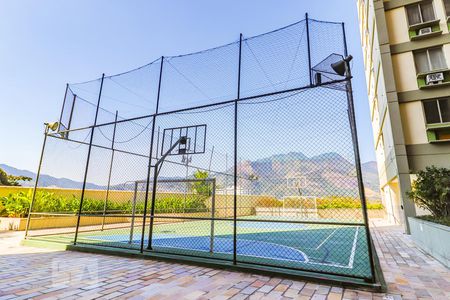 Apartamento à venda com 100m², 3 quartos e 1 vaga Apartamento à venda com 100m², 3 quartos e 1 vagaQuadra Esportiva