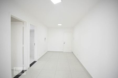 Sala de apartamento para alugar com 1 quarto, 40m² em Jardim Ampliação, São Paulo