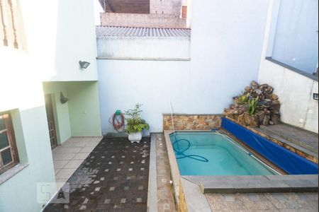 Casa à venda com 550m², 3 quartos e 8 vagas Casa à venda com 550m², 3 quartos e 8 vagasQuintal