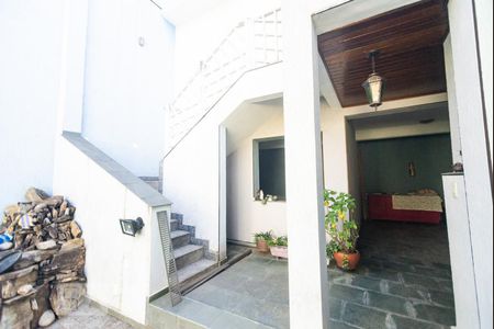 Casa à venda com 550m², 3 quartos e 8 vagas Casa à venda com 550m², 3 quartos e 8 vagasQuintal