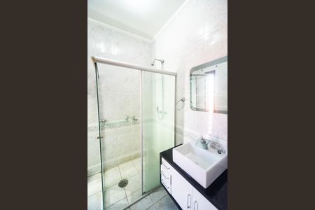 Casa à venda com 550m², 3 quartos e 8 vagas Casa à venda com 550m², 3 quartos e 8 vagasBanheiro