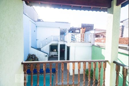 Casa à venda com 550m², 3 quartos e 8 vagas Casa à venda com 550m², 3 quartos e 8 vagasVaranda