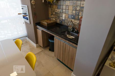 Varanda Gourmet (Armários) de apartamento à venda com 2 quartos, 57m² em Vila Gumercindo, São Paulo