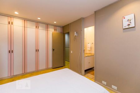 Apartamento à venda com 570m², 4 quartos e 3 vagas Apartamento à venda com 570m², 4 quartos e 3 vagasQuarto 3