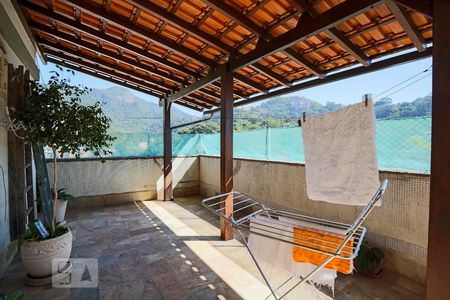 Apartamento à venda com 570m², 4 quartos e 3 vagas Apartamento à venda com 570m², 4 quartos e 3 vagasVaranda