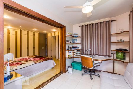 Apartamento à venda com 570m², 4 quartos e 3 vagas Apartamento à venda com 570m², 4 quartos e 3 vagasQuarto 4