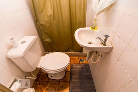 Apartamento à venda com 570m², 4 quartos e 3 vagas Apartamento à venda com 570m², 4 quartos e 3 vagasBanheiro de Serviço