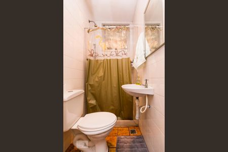 Apartamento à venda com 570m², 4 quartos e 3 vagas Apartamento à venda com 570m², 4 quartos e 3 vagasBanheiro de Serviço