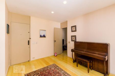 Apartamento à venda com 570m², 4 quartos e 3 vagas Apartamento à venda com 570m², 4 quartos e 3 vagasSala de Entrada