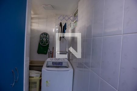 Apartamento para alugar com 64m², 2 quartos e 1 vagaÁrea de Serviço