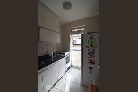 Apartamento à venda com 58m², 2 quartos e 1 vagaCozinha