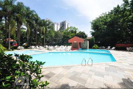 Apartamento à venda com 75m², 3 quartos e 2 vagasPiscina