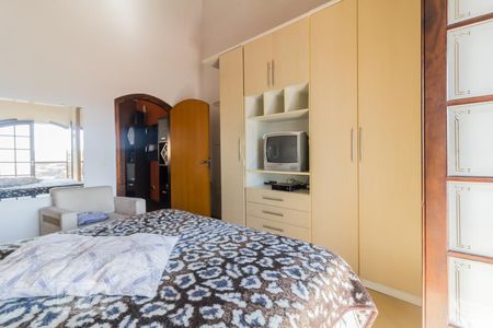 Casa à venda com 610m², 2 quartos e 3 vagasSuíte 2