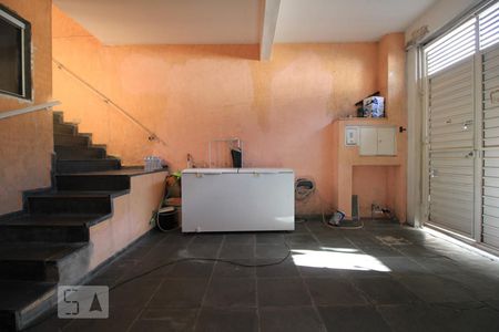 Casa à venda com 150m², 2 quartos e 2 vagasGaragem