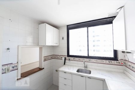 Apartamento à venda com 73m², 2 quartos e 1 vagaCozinha