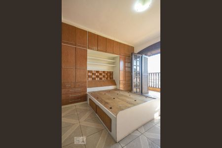 Casa à venda com 344m², 3 quartos e 7 vagas Casa à venda com 344m², 3 quartos e 7 vagasQuarto 1