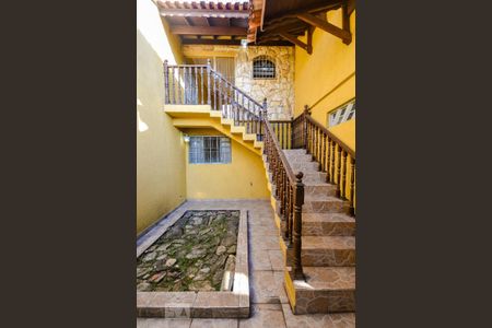Casa à venda com 344m², 3 quartos e 7 vagas Casa à venda com 344m², 3 quartos e 7 vagasHall de Entrada