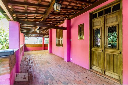 Casa para alugar com 2000m², 3 quartos e 8 vagas Casa para alugar com 2000m², 3 quartos e 8 vagasVaranda Casa 2