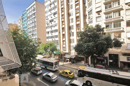 Vista Sala. de apartamento à venda com 2 quartos, 130m² em Copacabana, Rio de Janeiro