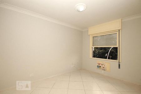 Quarto 1. de apartamento à venda com 2 quartos, 130m² em Copacabana, Rio de Janeiro