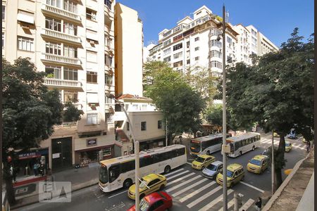 Vista Sala. de apartamento à venda com 2 quartos, 130m² em Copacabana, Rio de Janeiro