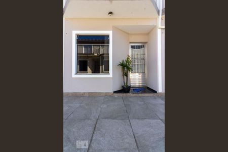 Casa de condomínio à venda com 120m², 2 quartos e 2 vagas Casa de condomínio à venda com 120m², 2 quartos e 2 vagasEntrada