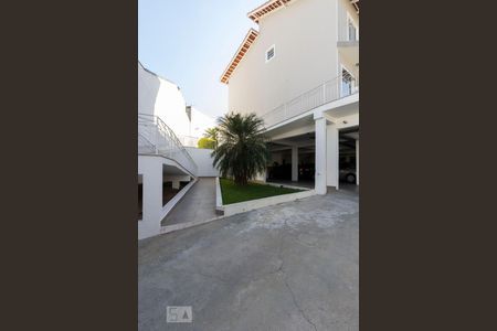 Casa de condomínio à venda com 120m², 2 quartos e 2 vagas Casa de condomínio à venda com 120m², 2 quartos e 2 vagasÁrea Externa